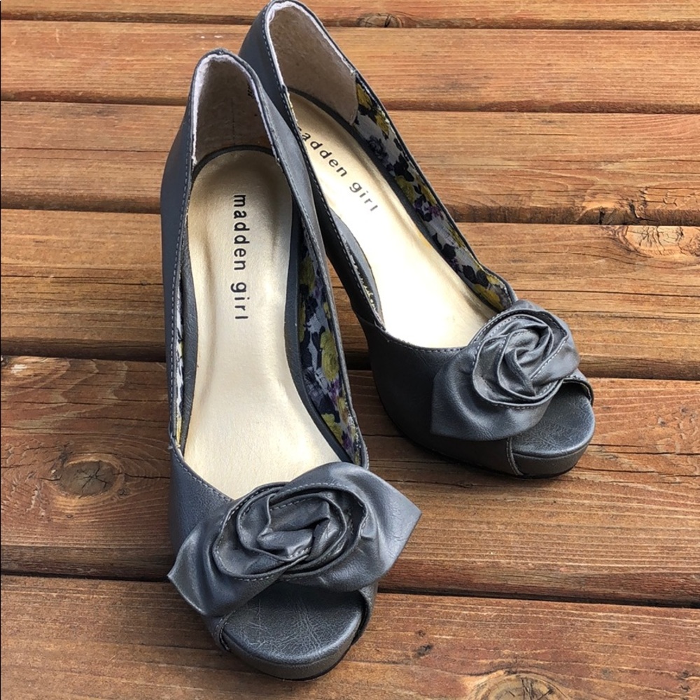 Madden girl heels Sz 6